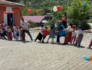 Hisar İlkokulu’nda Anlamlı Şenlik Öğrencilere Moral Desteği
