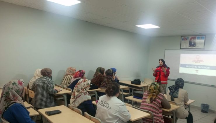 İslahiye Sosyal Hizmet Merkezi’nden Farkındalık Eğitimi