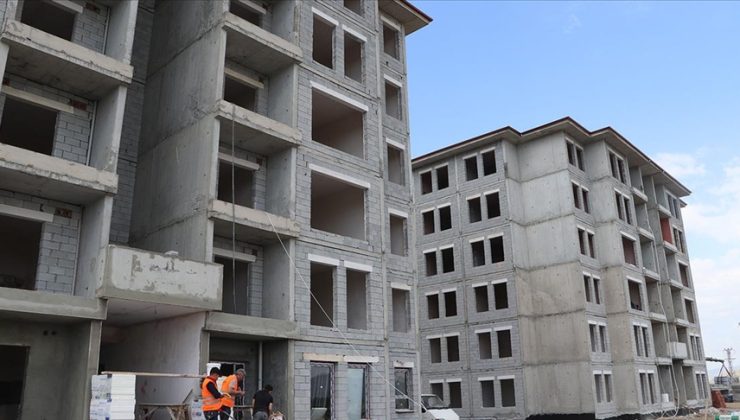 Gaziantep’in İslahiye İlçesinde İnşaat Kazası. Kanalizasyon Kuyusuna Düşen 2 İşçi Yaralandı