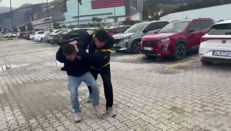 Hatay’da Skandal Olay: Kadınlar Tuvaletine Gizlenip Fotoğraf ve Video Çekti!