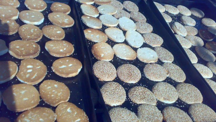 İslahiye’de Ramazan Bayramı Öncesi Kömbe Mesaisi Başladı