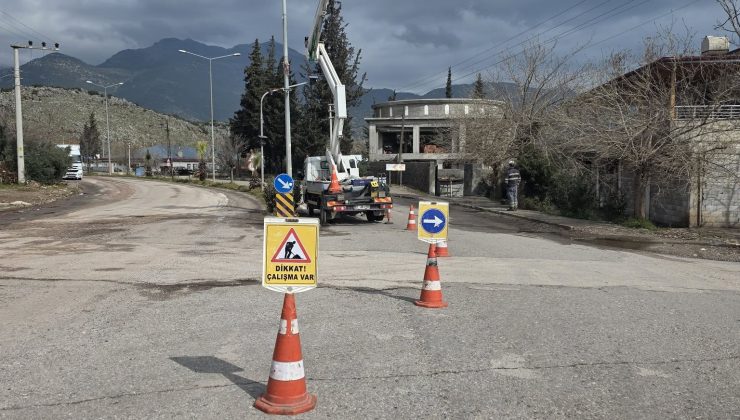 Sulu Mağara Mahallesi’nde Aydınlatma Sorunu Gideriliyor