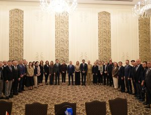 Vali Çeber Haftanın Açılış Toplantısına Katıldı