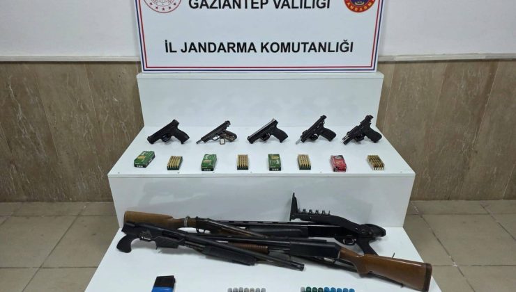 Silah Kaçakçılığına Jandarmadan Geçit Yok