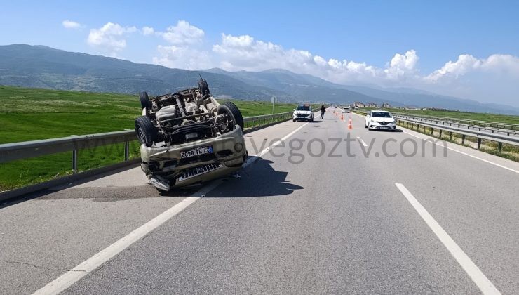 İslahiye Çevre Yolunda Kaza: Araç Ters Döndü, Sürücü Hafif Yaralandı