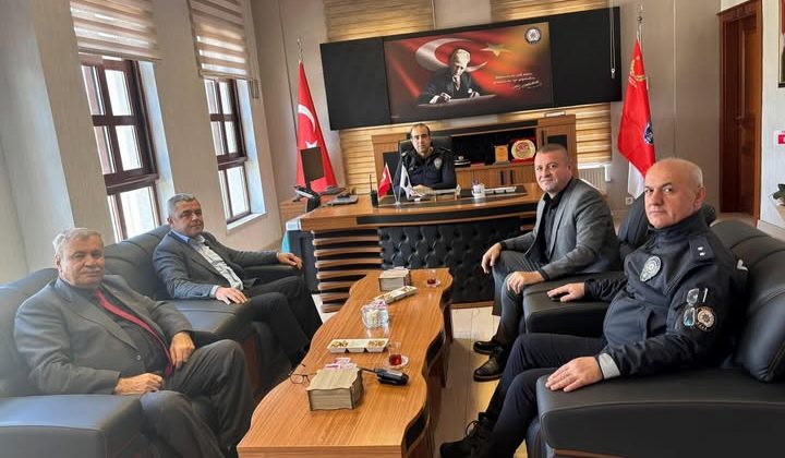 İslahiye’de Polis Haftası Nedeniyle Emniyet Müdürlüğüne Anlamlı Ziyaret