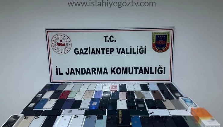 Jandarmadan Kaçakçılığa Geçit Yok: 3 Milyonluk Kaçak Telefon Ele Geçirildi